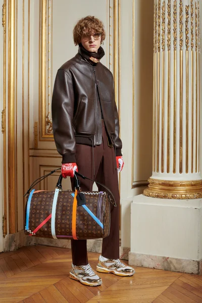 Look 32